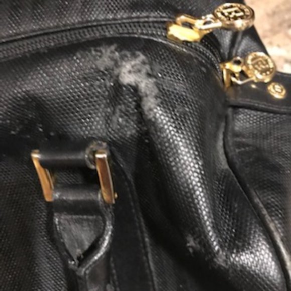 Authentic Black Fendi Handbag With Zip Closure! - Picture 5 of 10